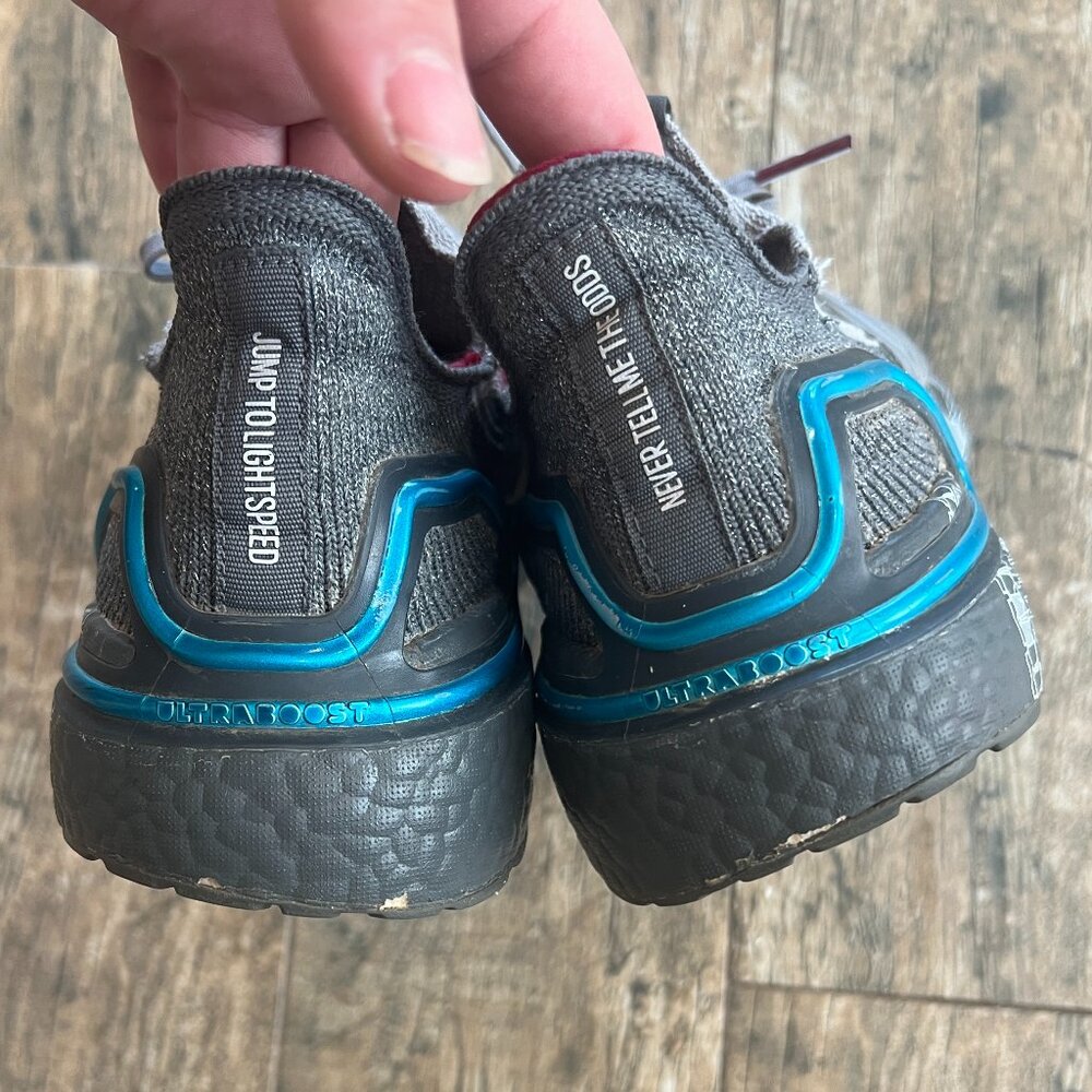 Men's Adidas x Star Wars Ultra Boost 19 Star Wars Millennium Falcon - Picture 4 of 9